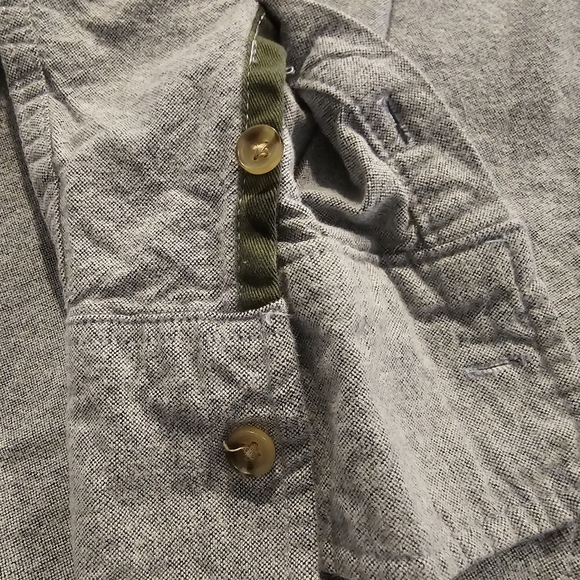 Sovereign Code Button Up - Picture 2 of 4